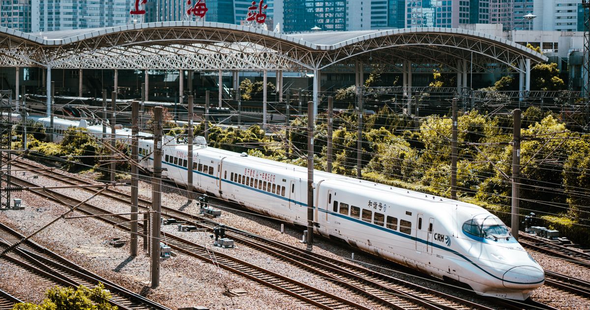 China Train Seat Classes Explained: Business, First, Second & Sleepers (2026)