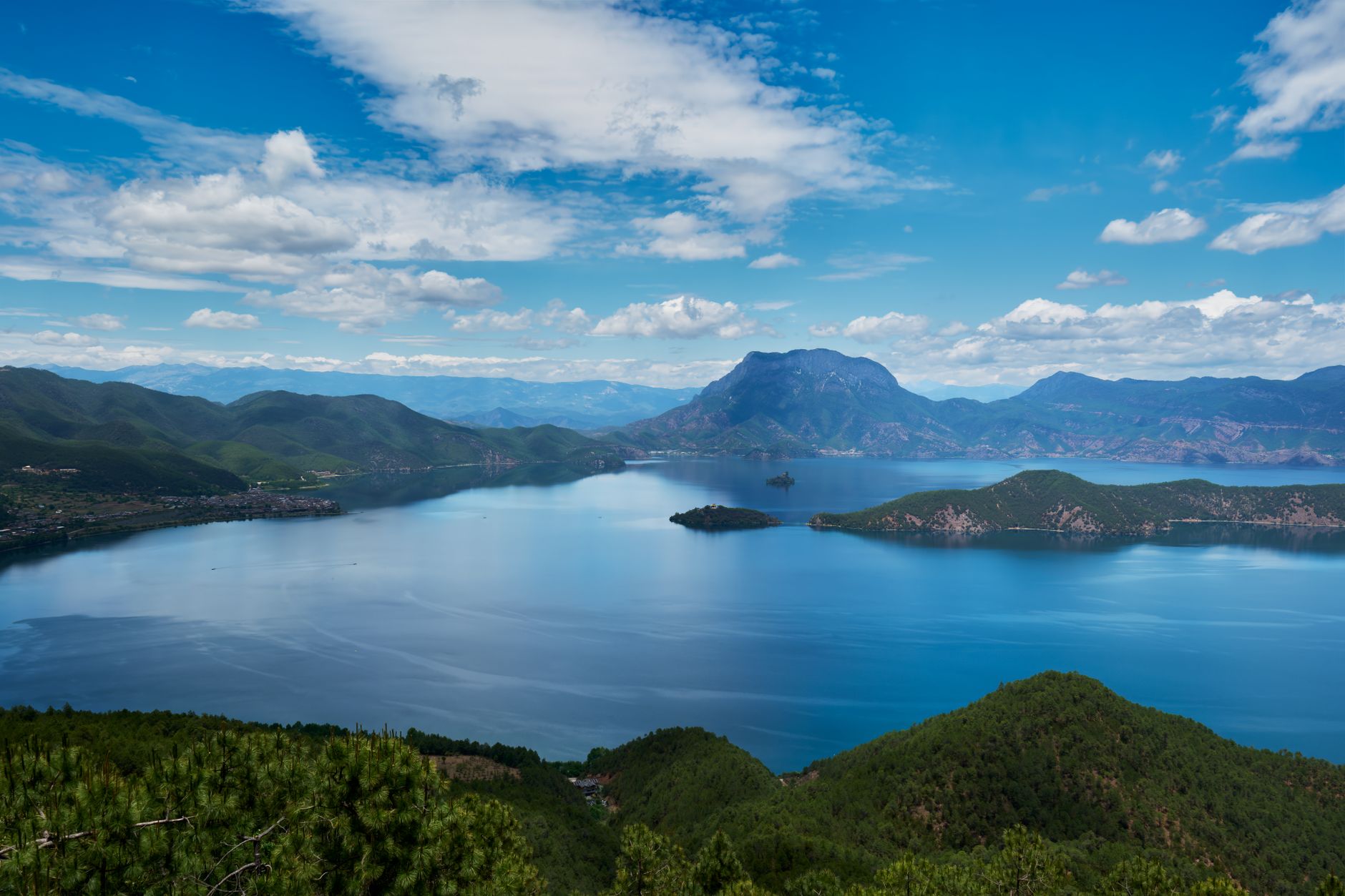 Lugu Lake