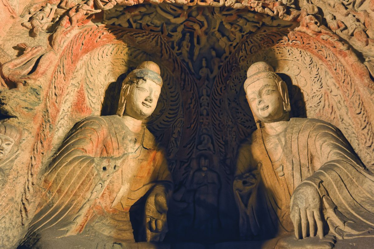 Nicho de Buda tallado en las Grutas de Yungang