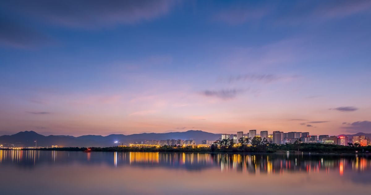 Where to Stay in Kunming: Old Town vs Kunming South Station (2026 Guide)