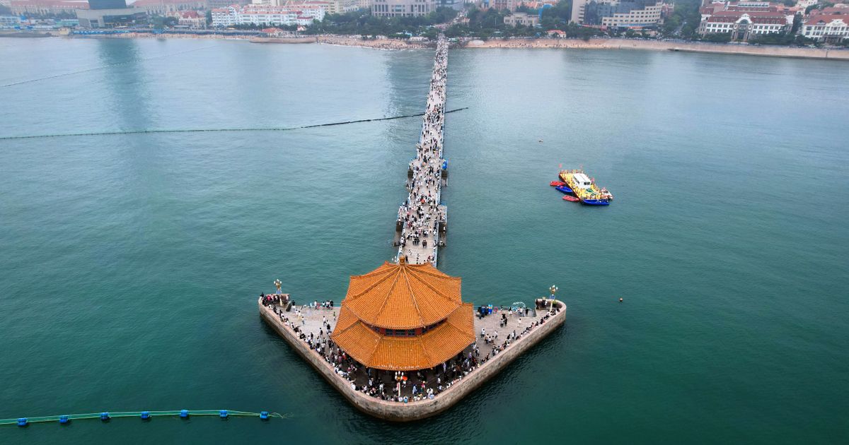 Where to Stay in Qingdao: Badaguan vs. Hong Kong Road (2026 Guide)