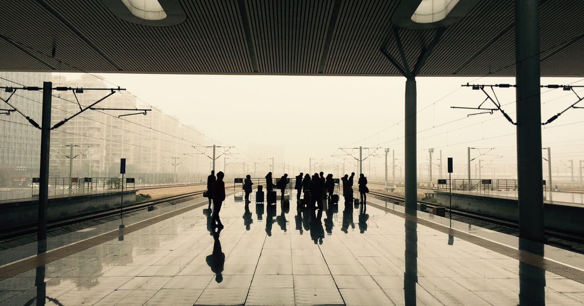 China Train Luggage Allowance 2026: Weight and Size Limits Explained