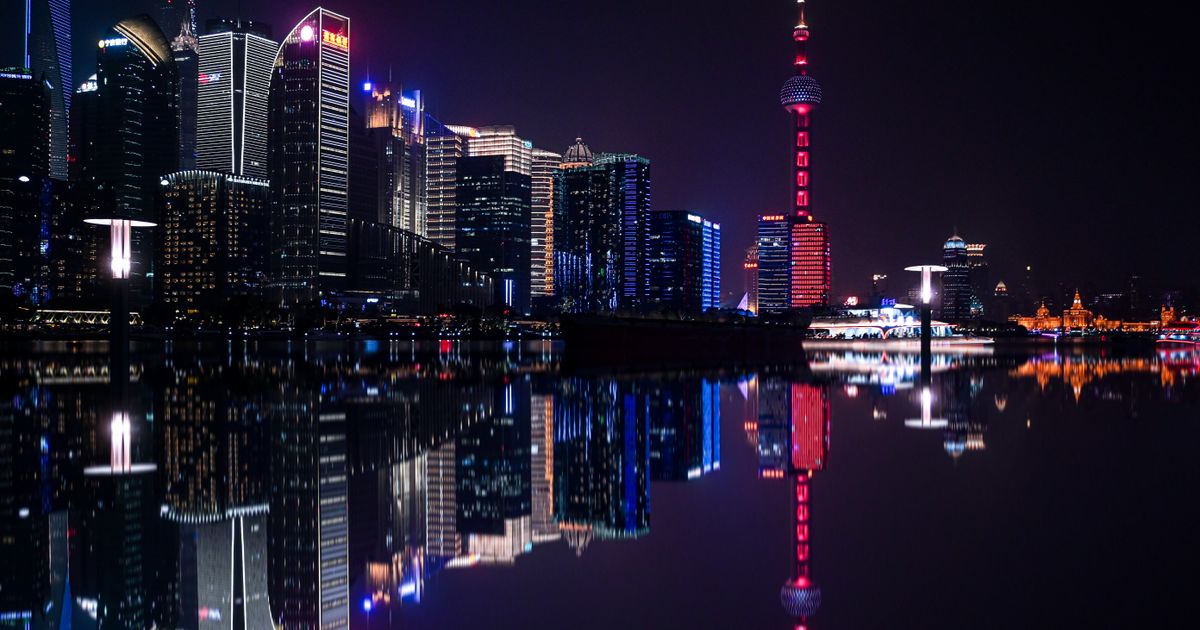 240-Hour Transit in Shanghai: Pudong vs Hongqiao Ports Guide (2026)
