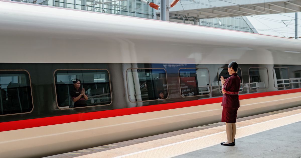 Xi'an to Wuhan Train 2026: New Direct Line Cuts the Trip to 2h41m