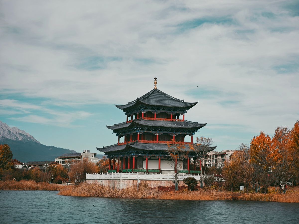 Autumn pavilion and mountain scenery in Lijiang