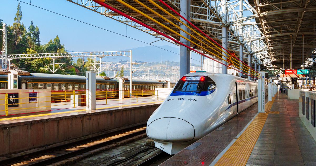 Chongqing East Railway Station Guide 2026: Metro and Transfers