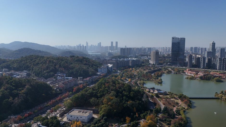Yuelu Mountain and Changsha city view
