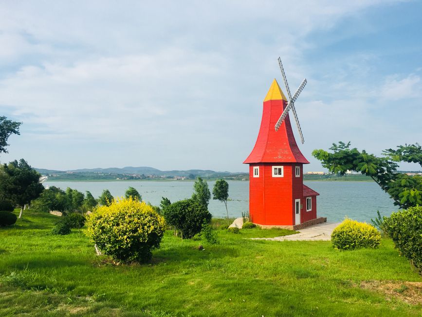 Daming Lake Scenic Area, Jinan: Free Entry, Hours & Visit Guide (2026)